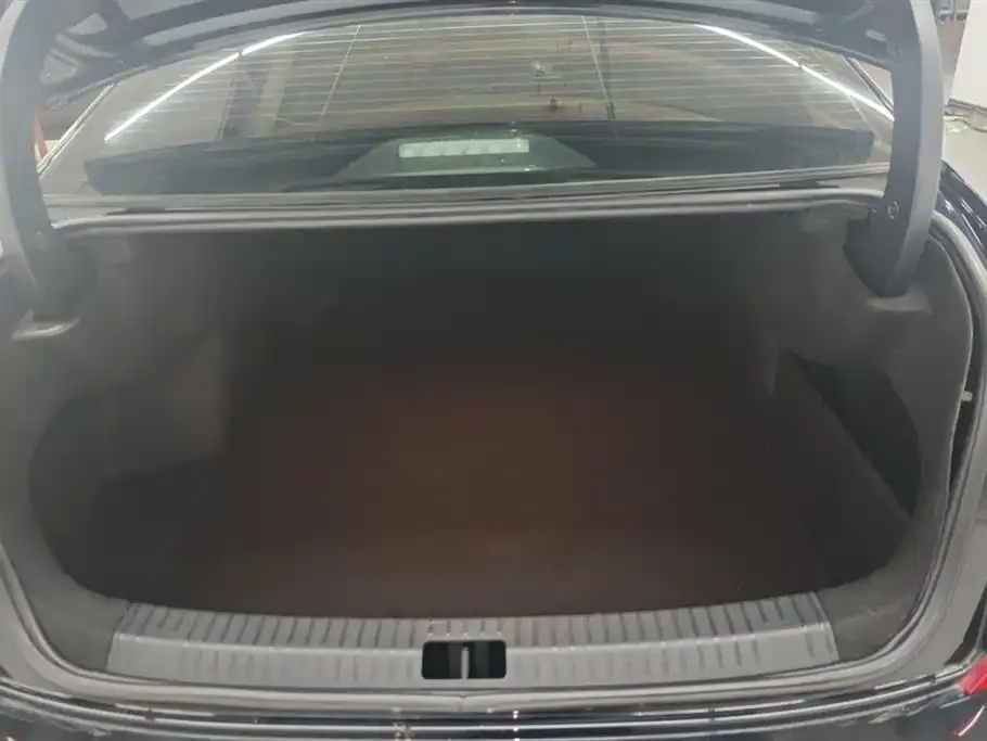 Volkswagen Passat — фото 6