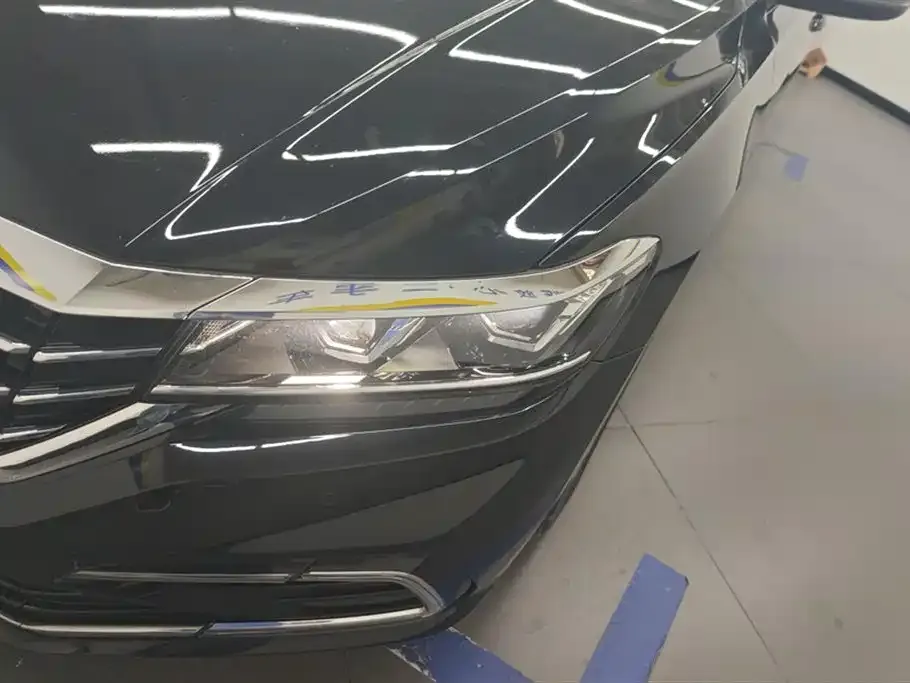 Volkswagen Passat — фото 10