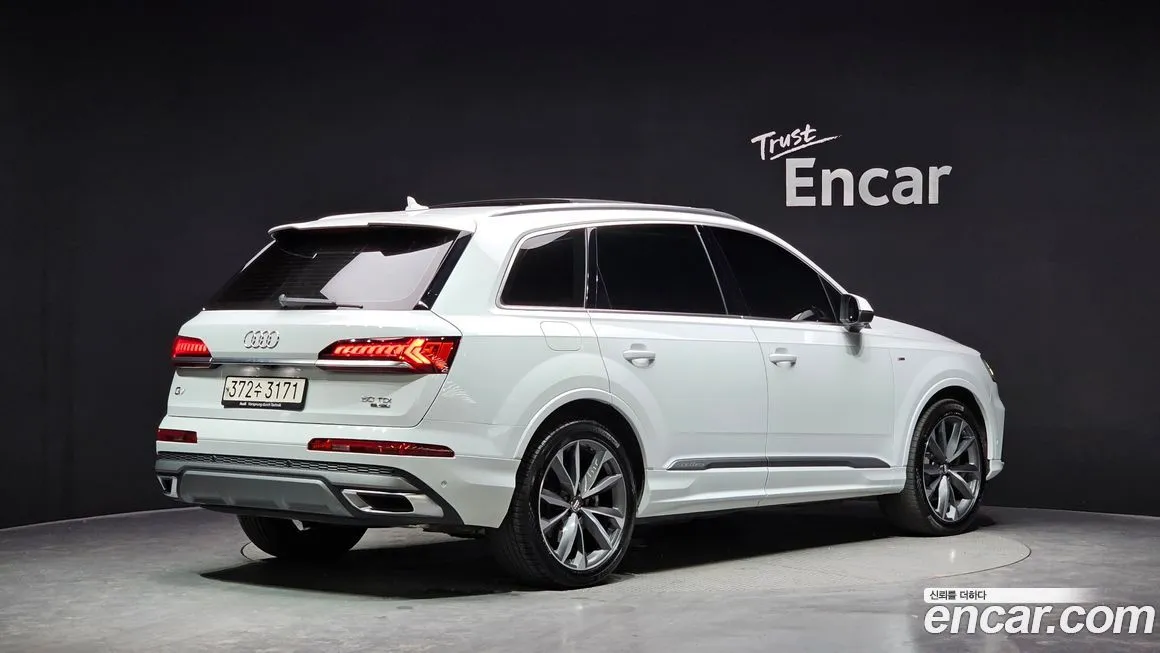 Audi Q7 — фото 2