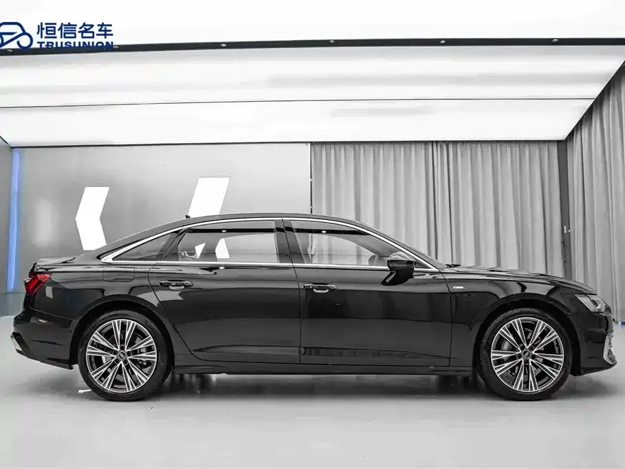 Audi A6L — фото 5