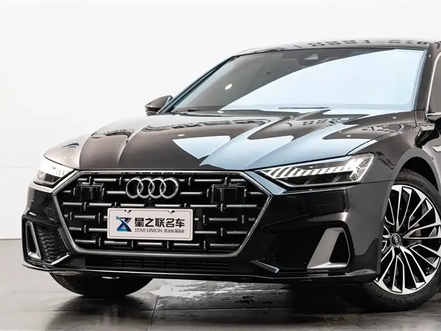 Audi A7L — фото 10