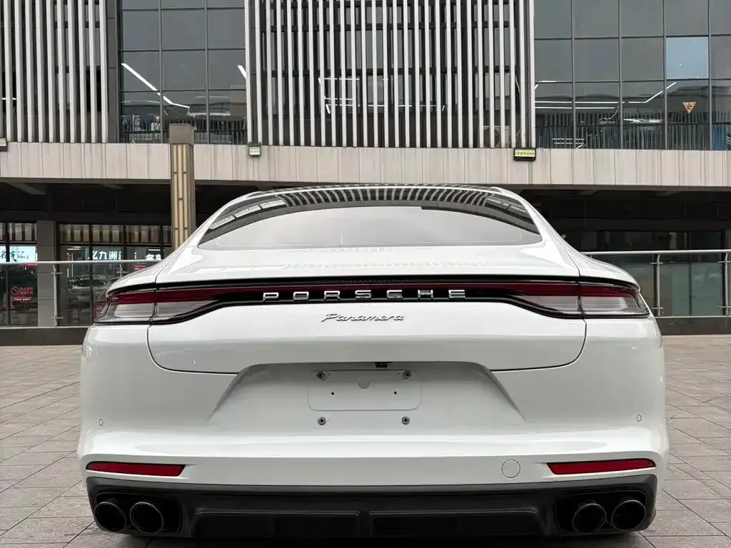 Porsche Panamera — фото 9