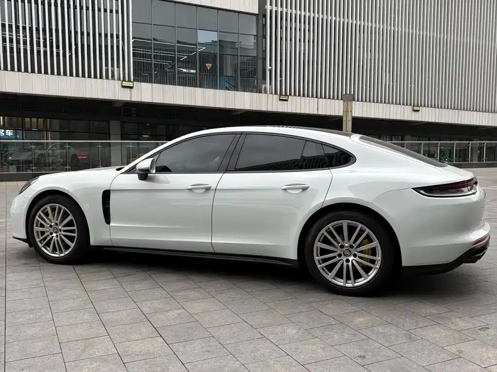 Porsche Panamera — фото 2