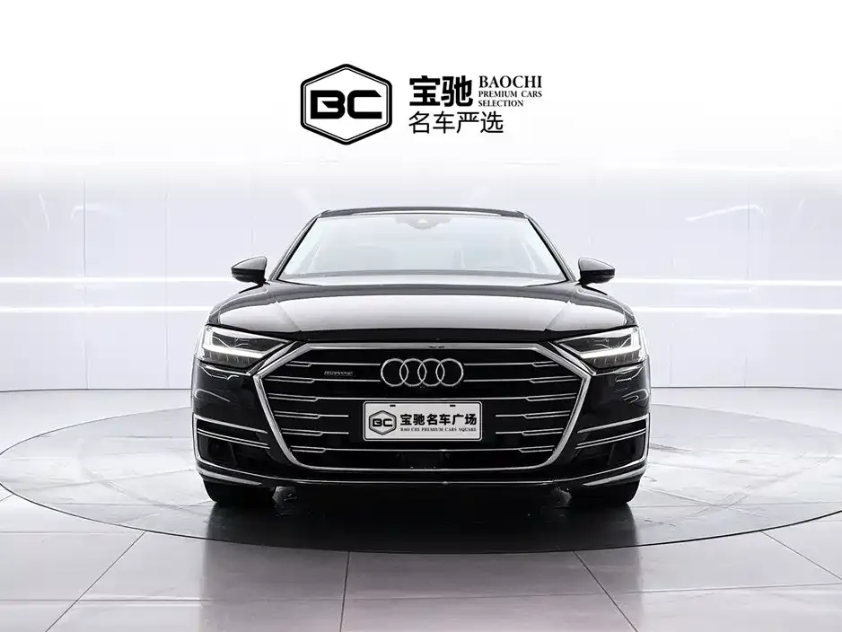 Audi A8 — фото 5