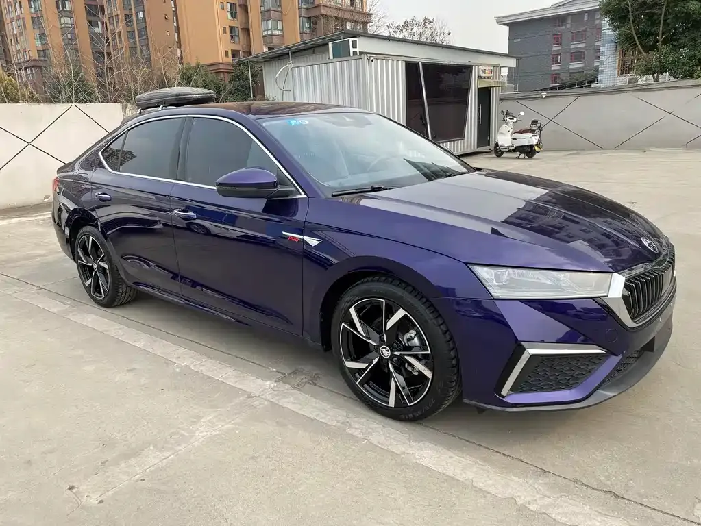 Skoda Octavia — фото 4