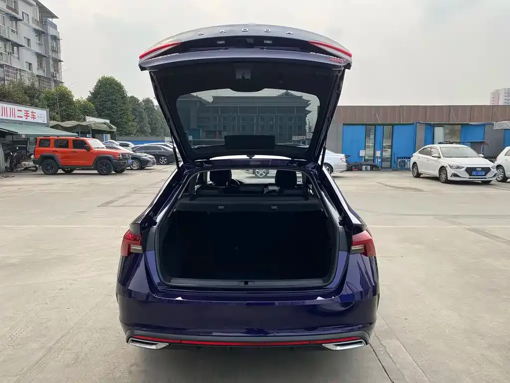 Skoda Octavia — фото 3