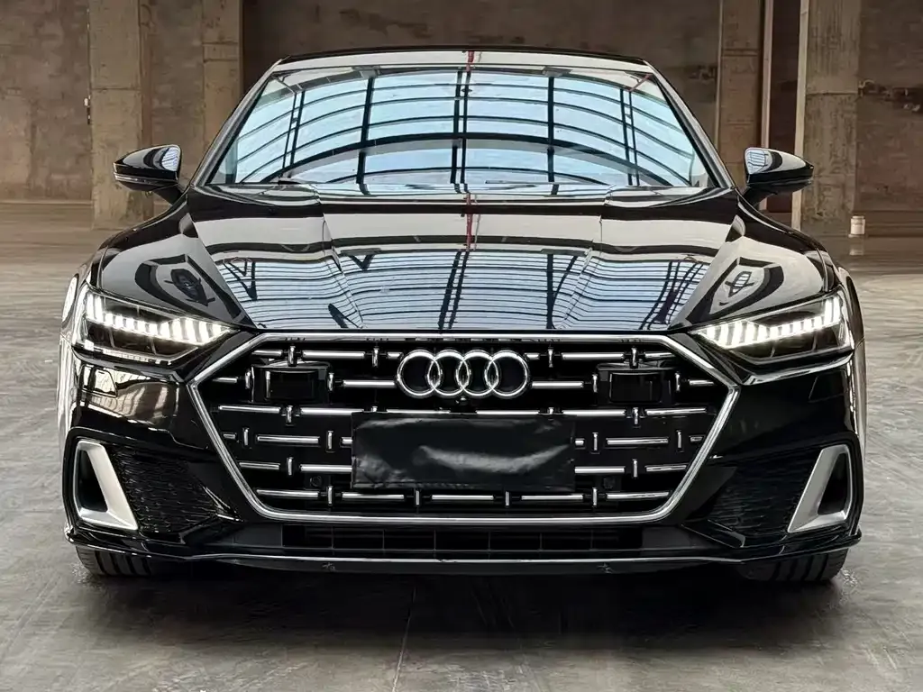 Audi A7L — фото 7