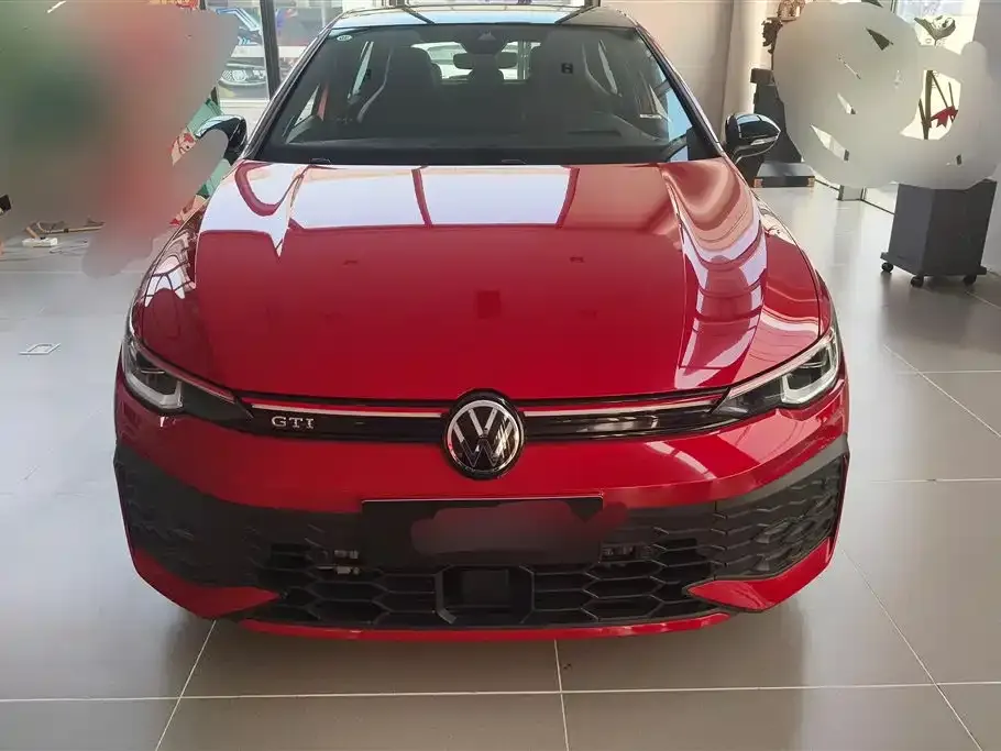 Volkswagen Golf GTI — фото 7