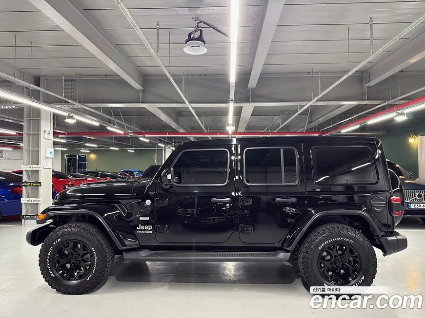 Jeep Wrangler — фото 6