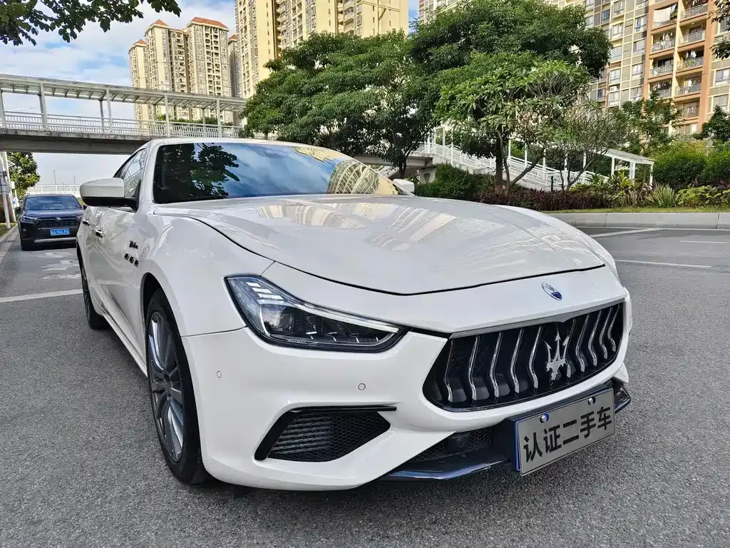 Maserati Ghibli — фото 9