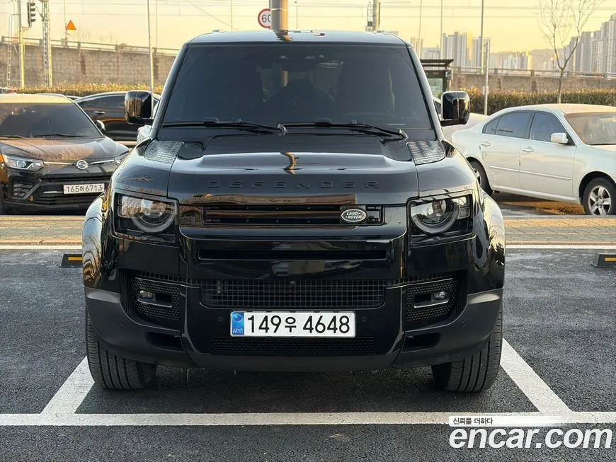 Land Rover Defender — фото 1