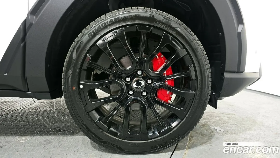 KG Mobility (Ssangyong) Torres — фото 9
