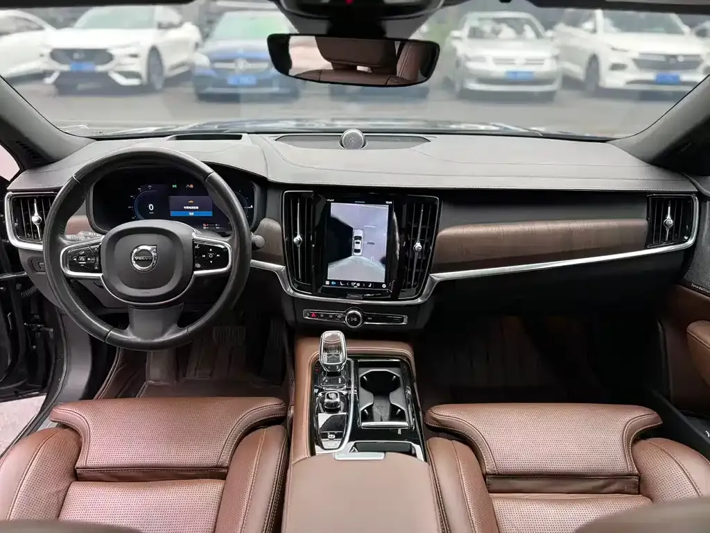 Volvo S90 PHEV — фото 10