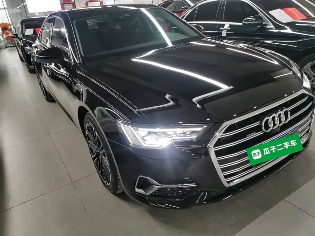Audi A6L — фото 9