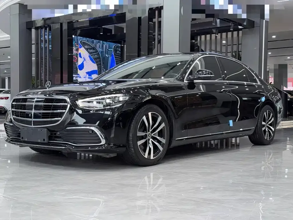 Mercedes-Benz S-Class — фото 1