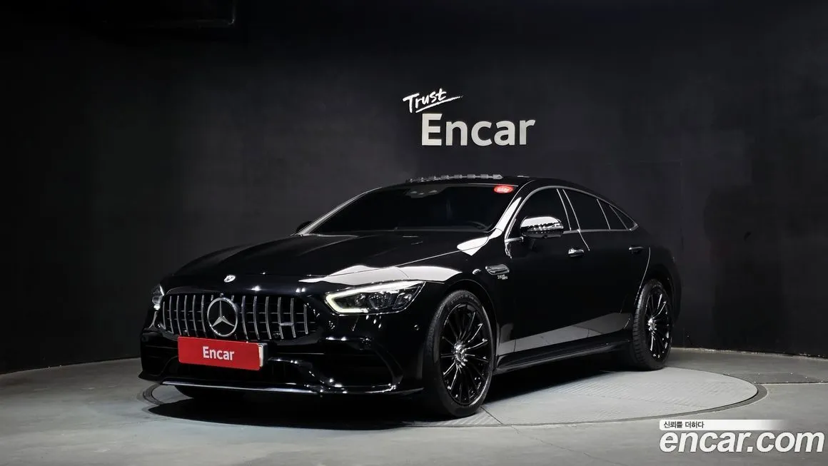 Mercedes-Benz AMG GT — фото 1