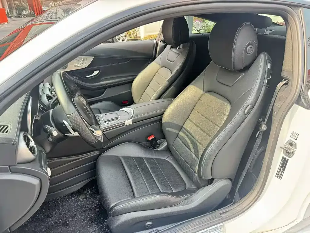Mercedes-Benz C-Class (Import) — фото 6