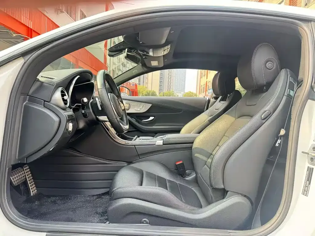 Mercedes-Benz C-Class (Import) — фото 4