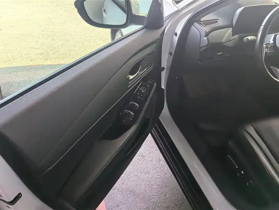 Honda Accord — фото 10