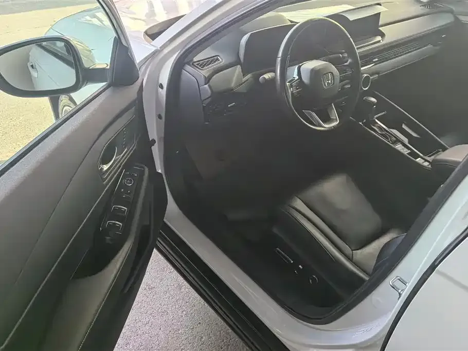 Honda Accord — фото 2