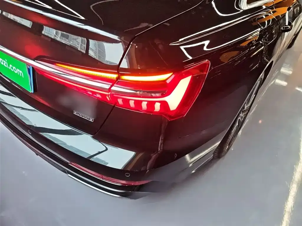 Audi A6L — фото 4