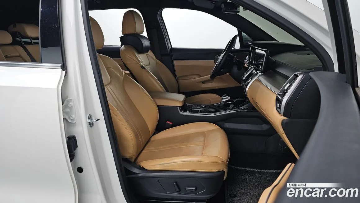 Kia Sorento — фото 4