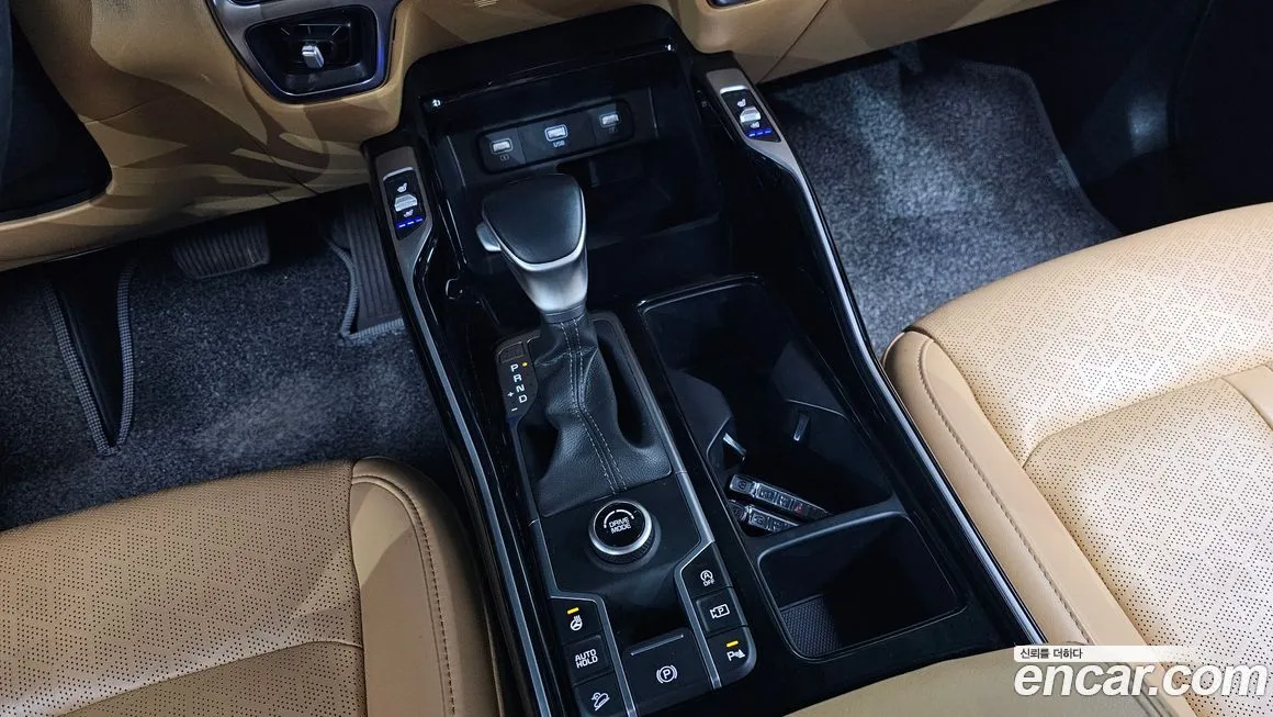 Kia Sorento — фото 6