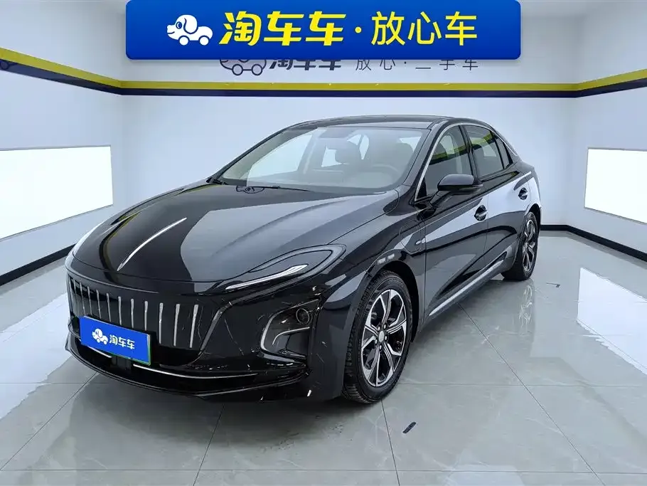 Hongqi E-QM5 — фото 1