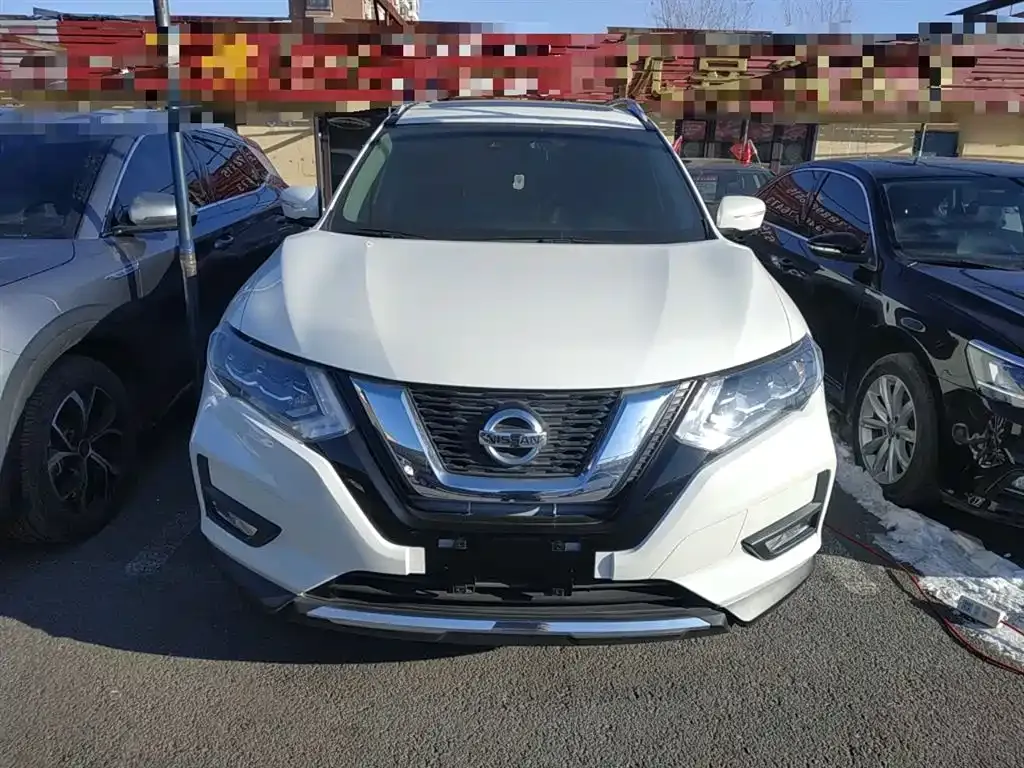 Nissan X-Trail — фото 9