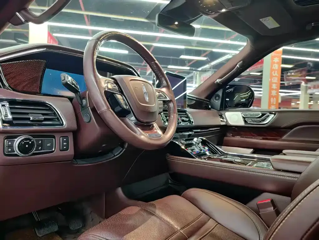 Lincoln Navigator — фото 4