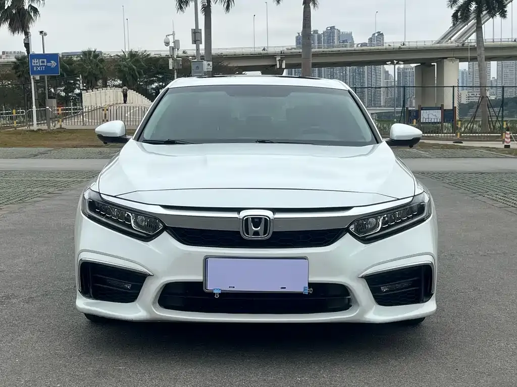 Honda Inspire — фото 6