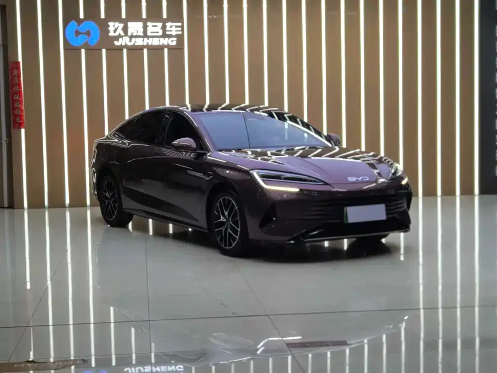 BYD Seal — фото 3