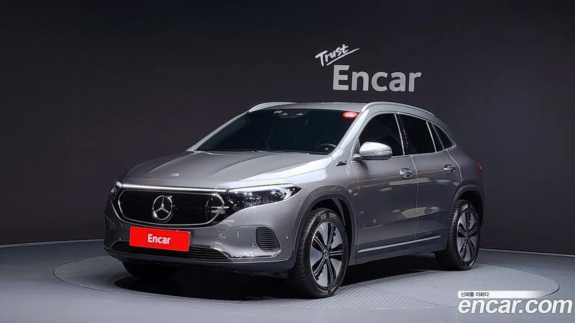 Mercedes-Benz EQA — фото 1