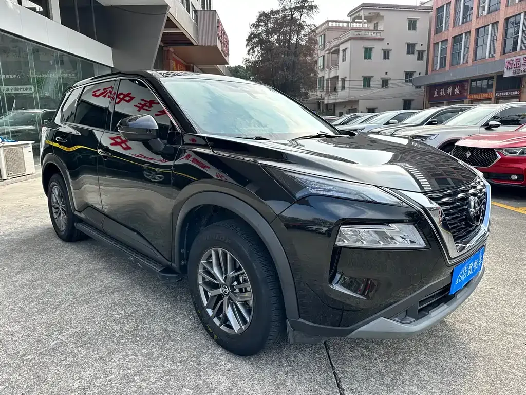 Nissan X-Trail — фото 9