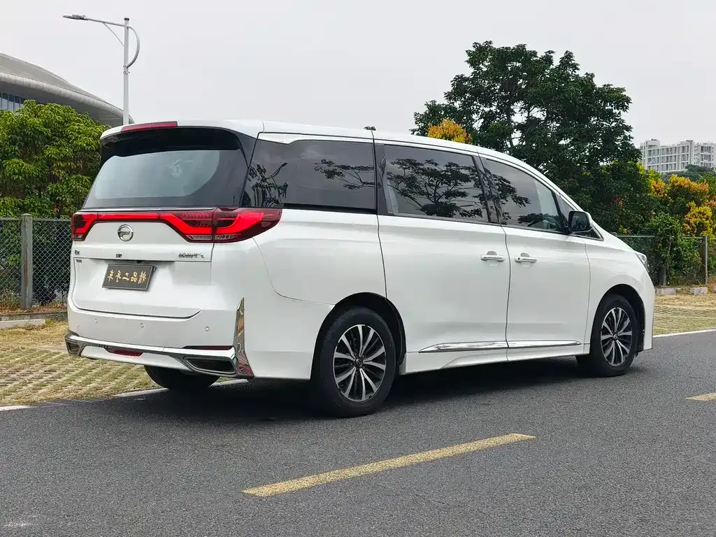 GAC Motor Trumpchi M8 — фото 9