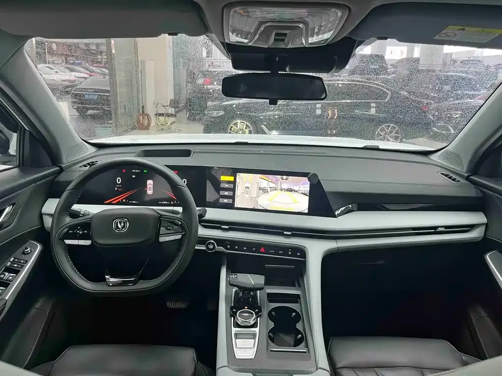 Changan CS75PLUS — фото 6