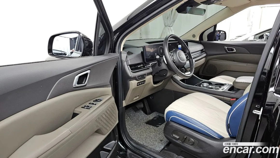 Kia Carnival — фото 4