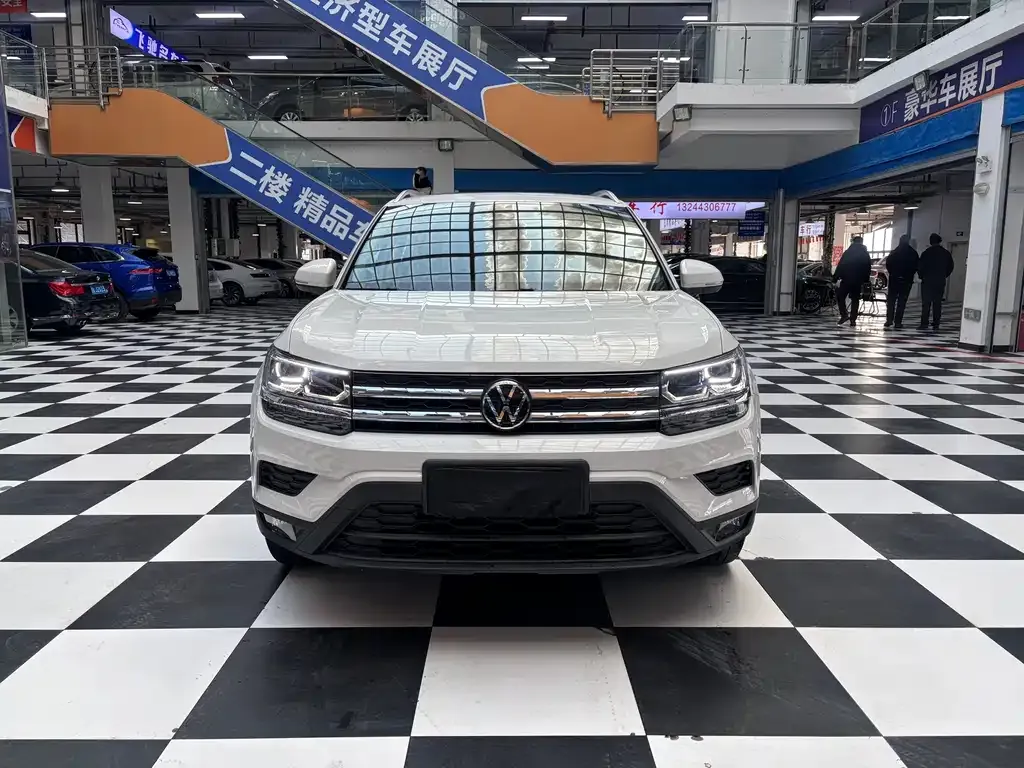 Volkswagen Tharu — фото 7