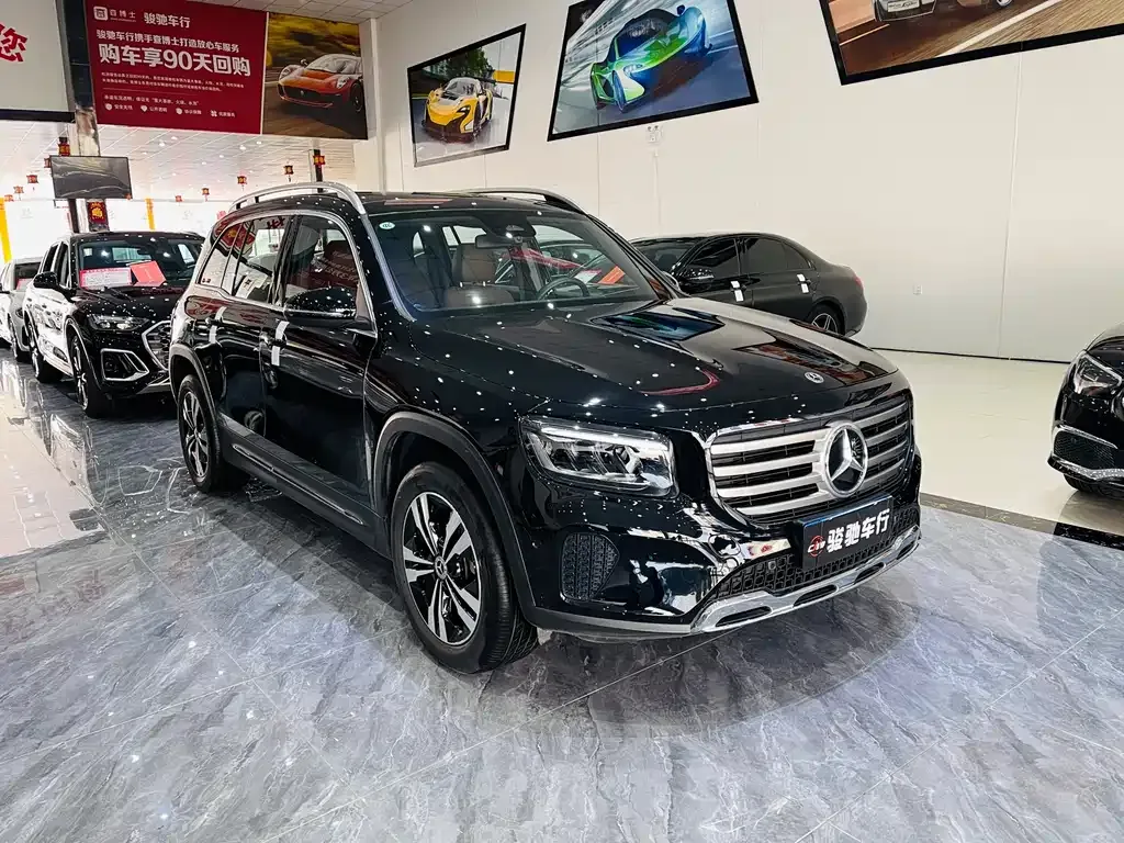 Mercedes-Benz GLB — фото 6