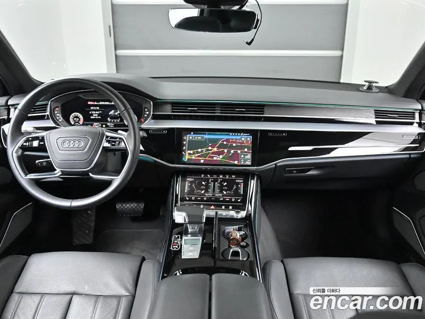 Audi A8 — фото 5