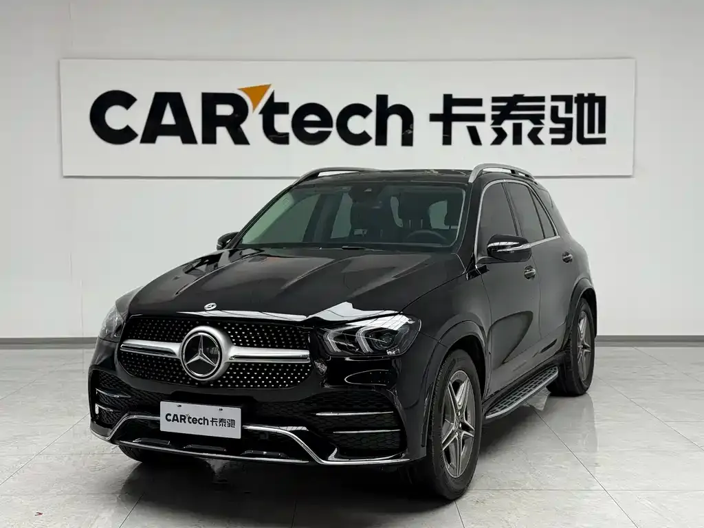 Mercedes-Benz GLE — фото 1