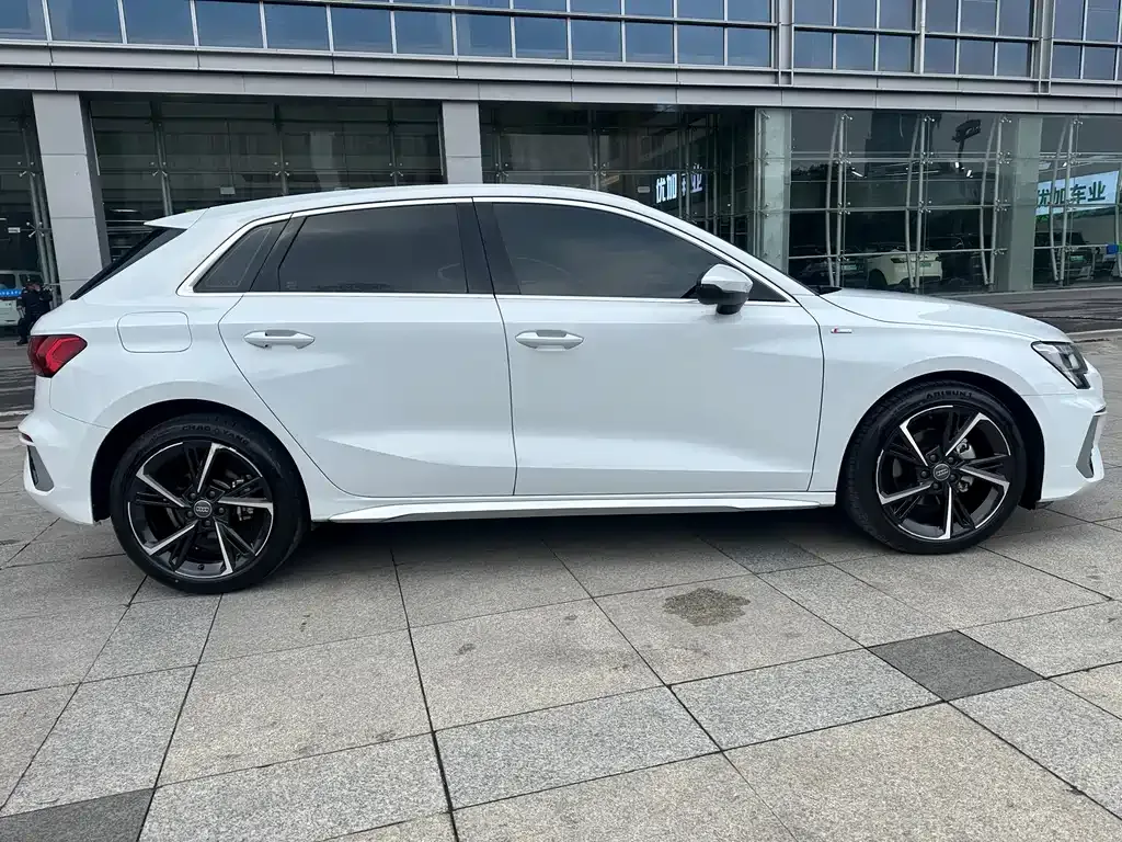 Audi A3 — фото 9