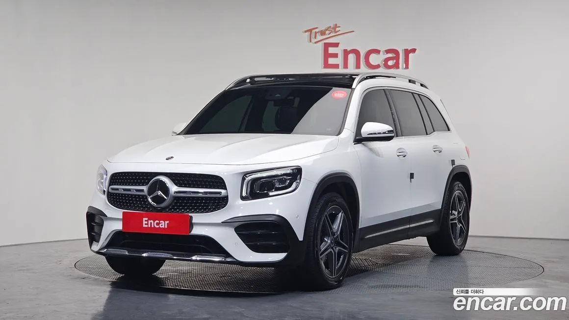Mercedes-Benz GLB-Class — фото 1