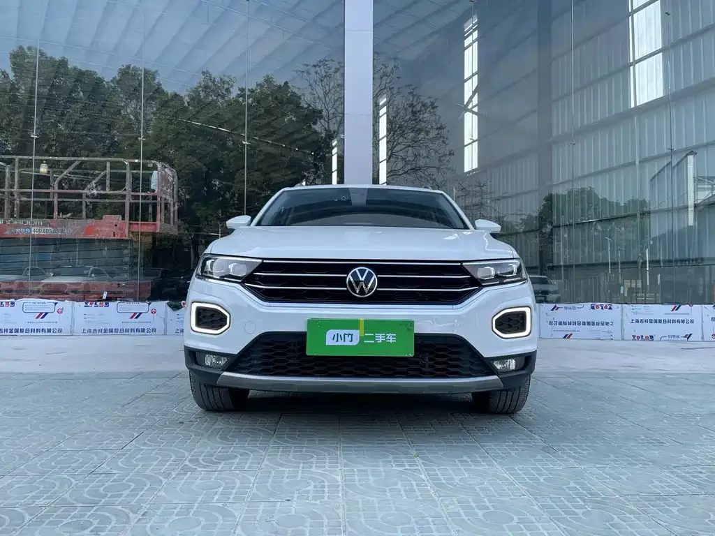 Volkswagen T-Roc — фото 3