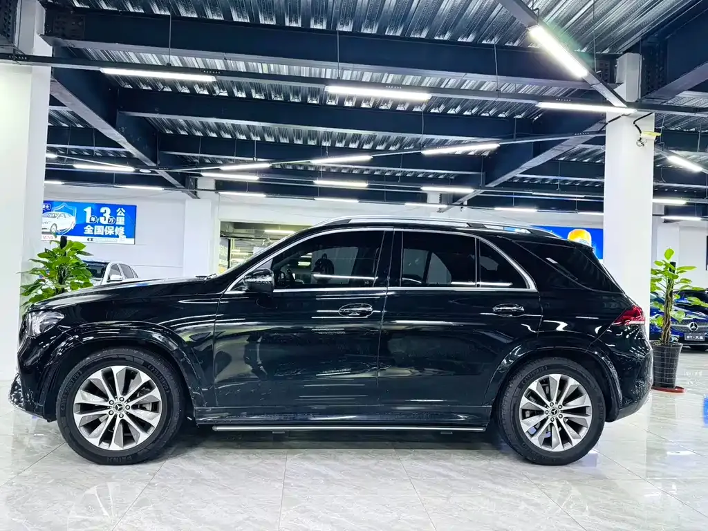 Mercedes-Benz GLE — фото 9