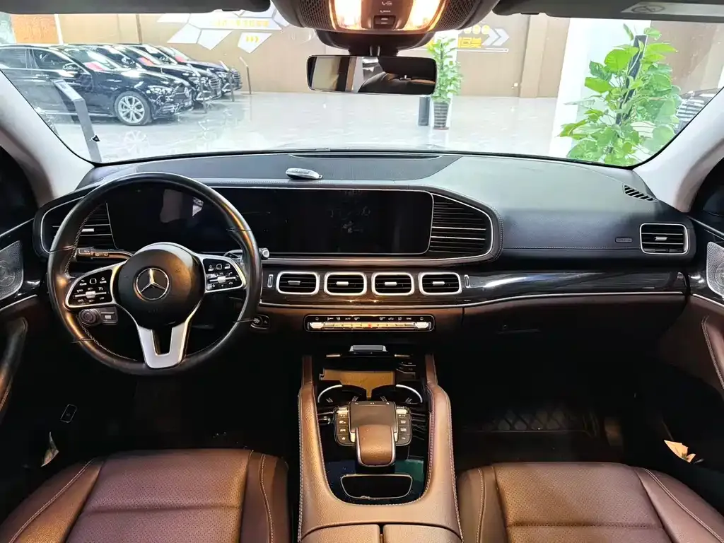 Mercedes-Benz GLE — фото 6