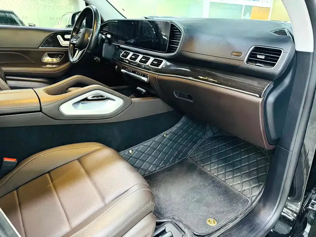 Mercedes-Benz GLE — фото 5