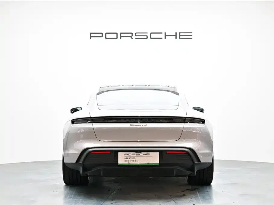 Porsche Taycan — фото 5