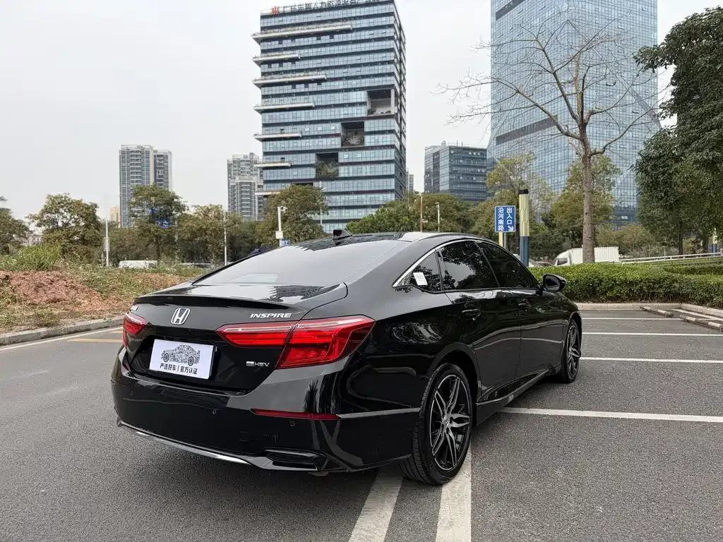 Honda Inspire — фото 10
