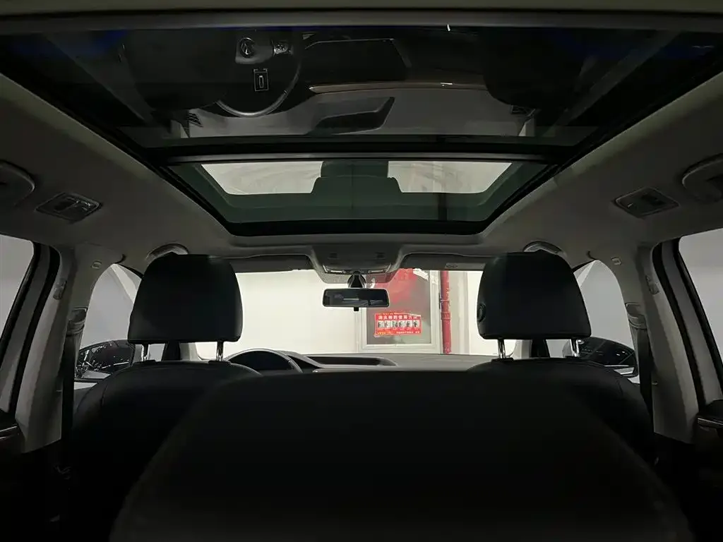 Volkswagen Tharu — фото 4